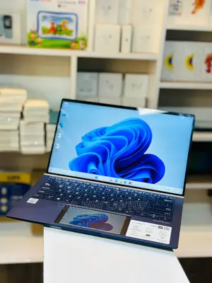 New Laptop Asus Zenbook 14 UX434 16GB Intel Core I7 SSD 256GB