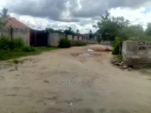 Kiwanja Kinauzwa Milioni 4200000