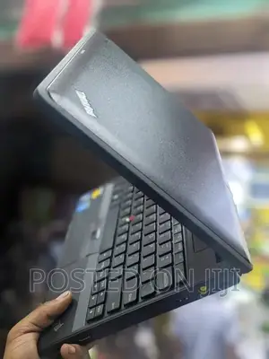 Laptop Lenovo ThinkPad X131e 4GB Intel HDD 320GB