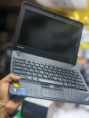 Laptop Lenovo ThinkPad X131e 4GB Intel HDD 320GB