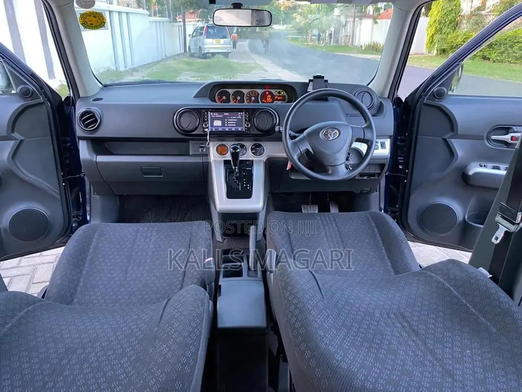 Toyota Rumion 1.5 FWD 2021 Blue