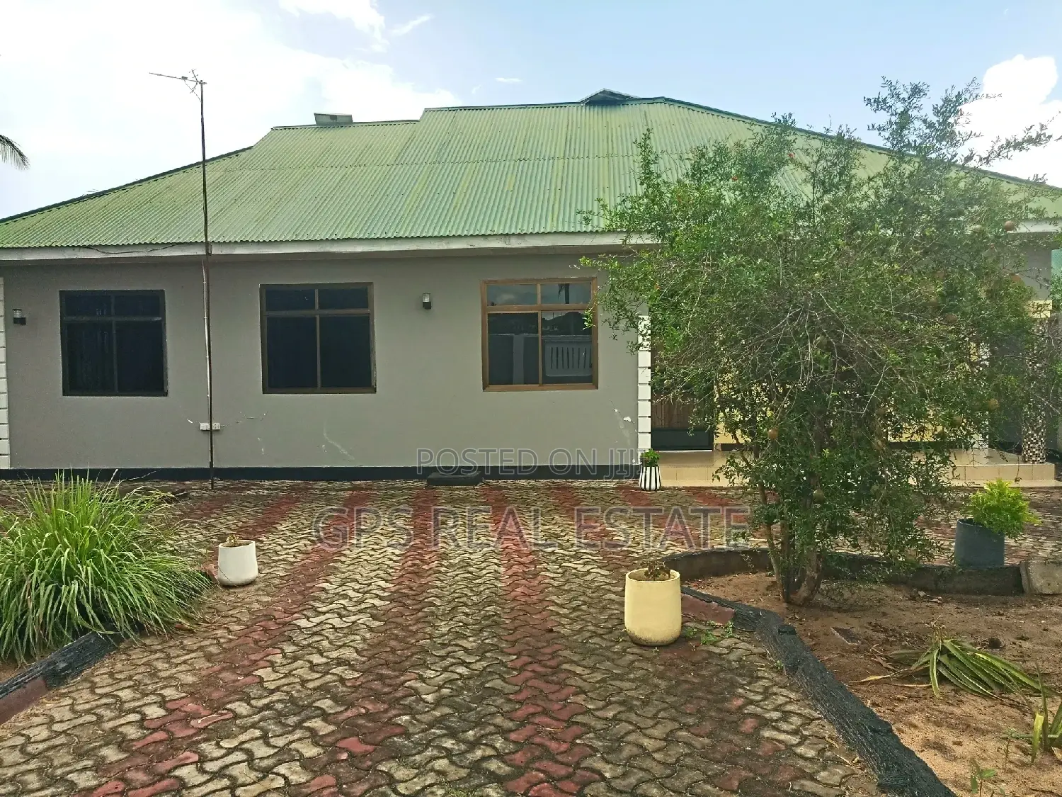3bdrm House in Tuangoma, Kigamboni for Sale