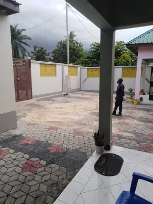 2bdrm Apartment in Kimara for Rent