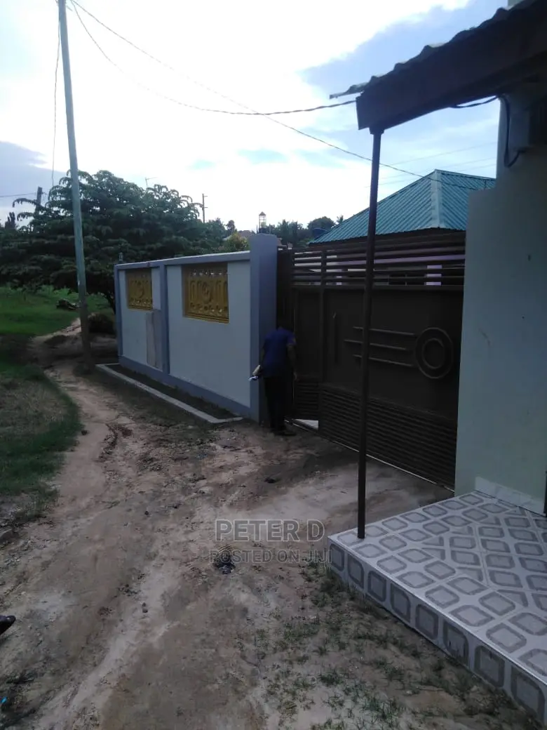 2bdrm Apartment in Kimara for Rent