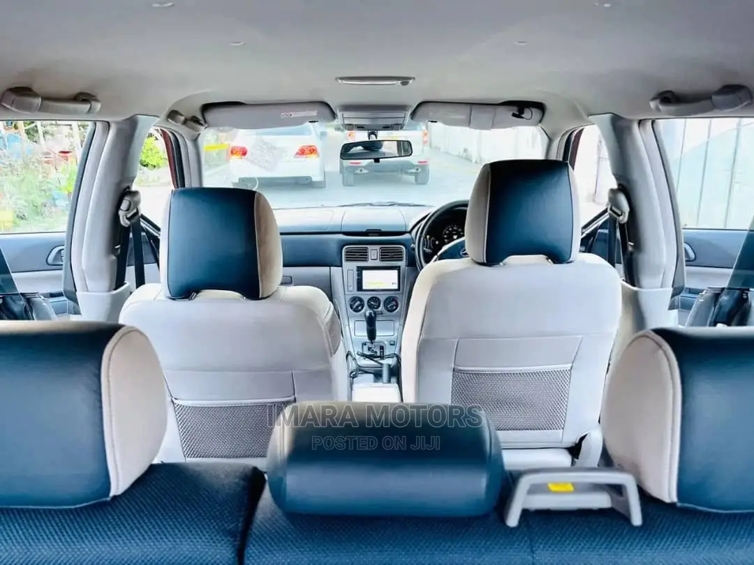 Subaru Forester 2004 Gray