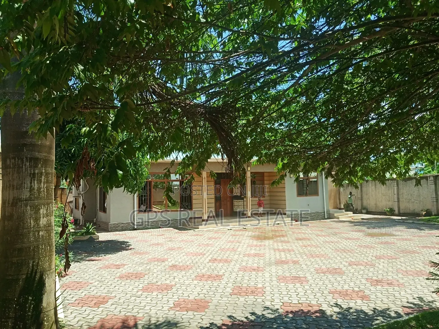 3bdrm House in Kibada Chekechea, Kigamboni for Sale