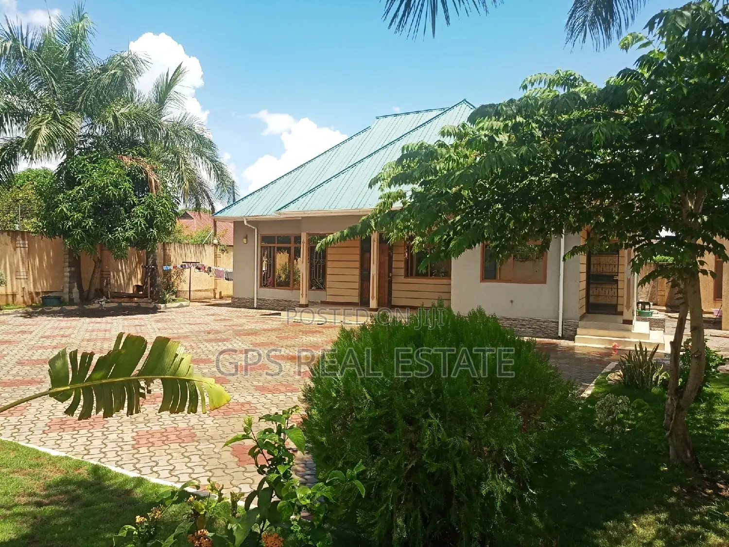 3bdrm House in Kibada Chekechea, Kigamboni for Sale