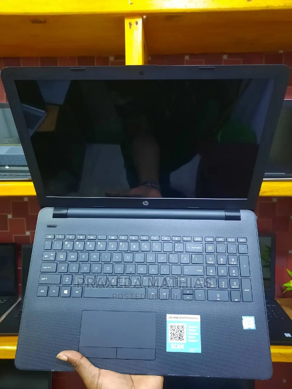Laptop HP 15-Da2933nia 8GB Intel Core I5 HDD 500GB