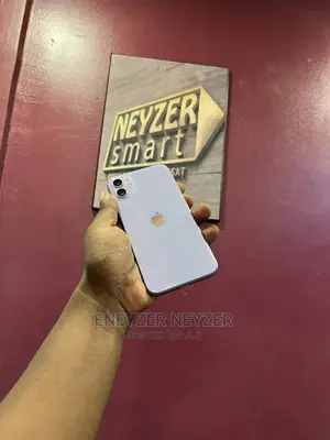Apple iPhone 11 64 GB Purple