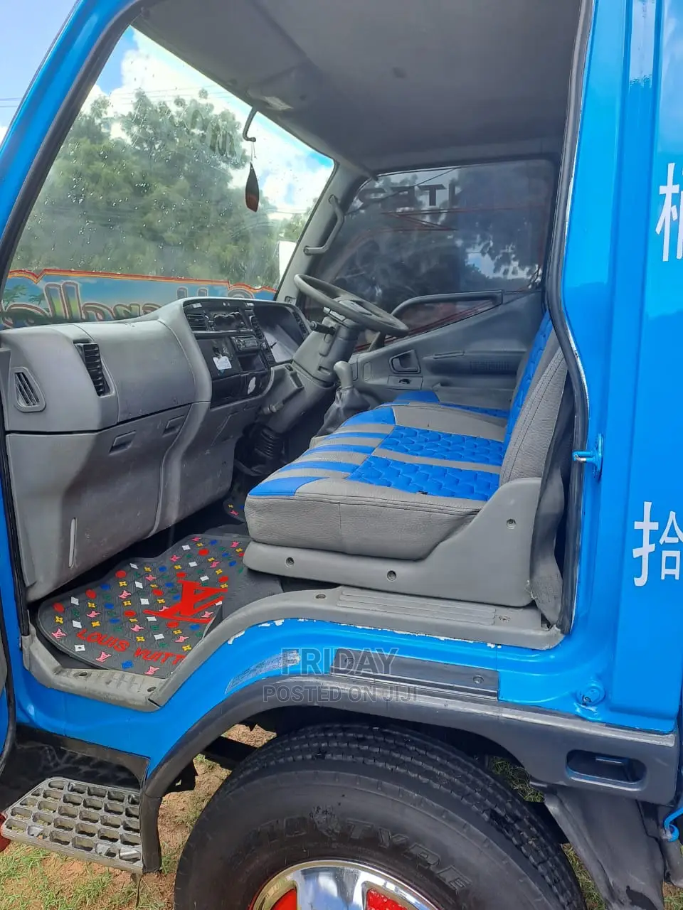 Canter Tipper