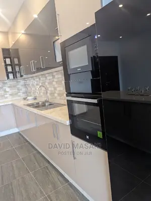 Furnished 2bdrm Penthouse in Masaki Luxury, Msasani for Rent