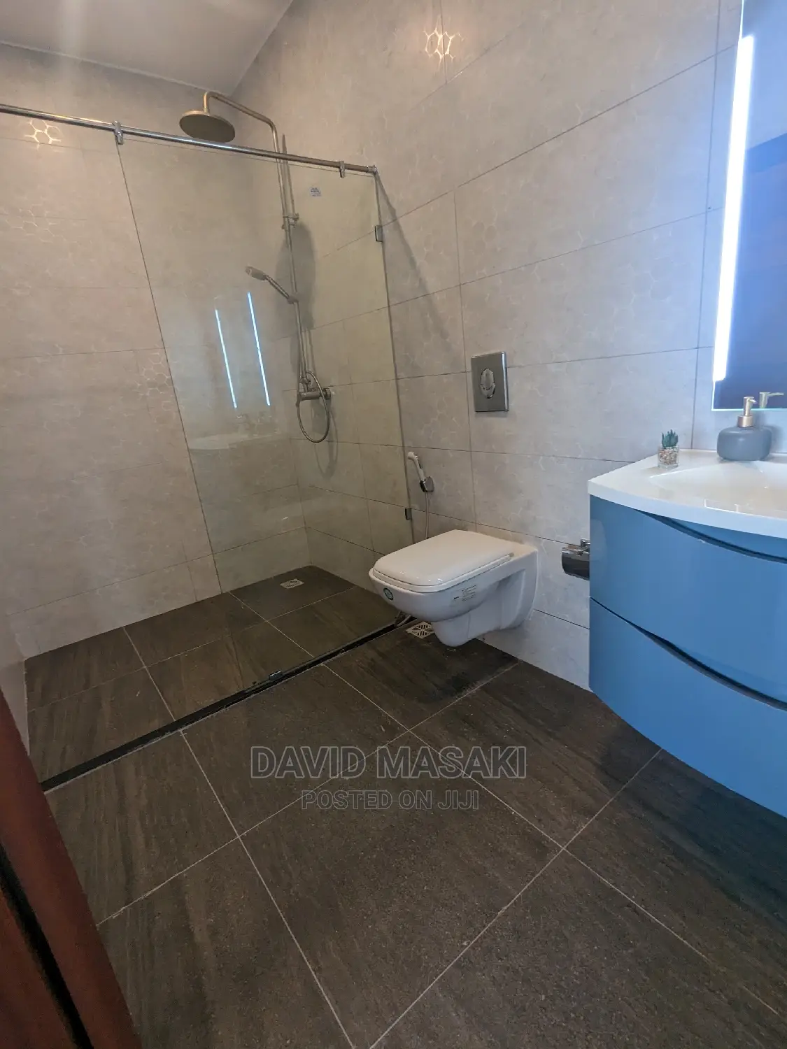 Furnished 2bdrm Penthouse in Masaki Luxury, Msasani for Rent