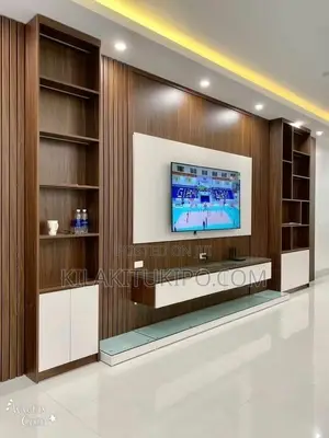 Show Case Design New 2023/024