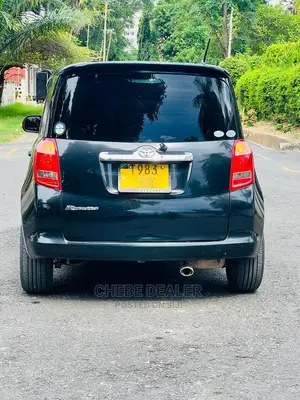Toyota Ractis 1.5 AWD 2005 Black
