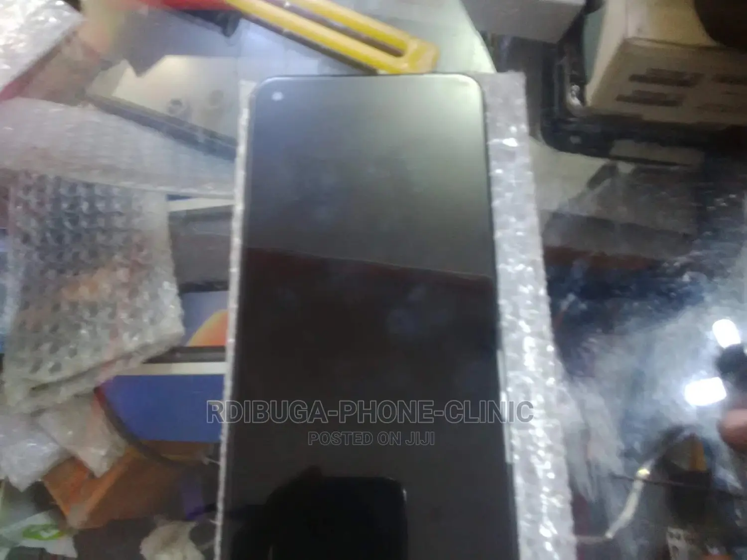 Tecno Spark 5 Ikibadilishwa Kioo OG Na Kuifanya Iwe Mpya