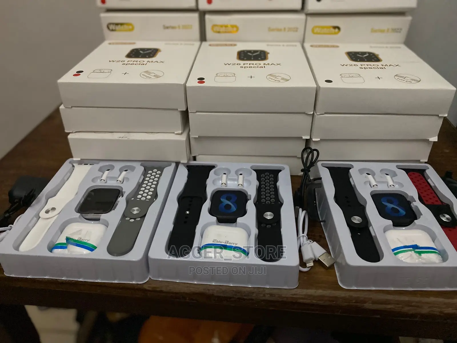W26 Pro Max Watch 8(Smartwatch)+Free Airpods