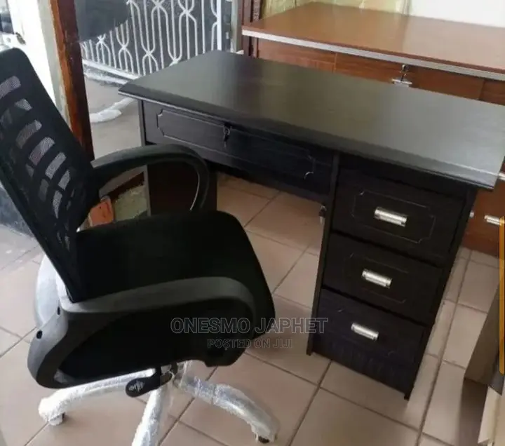 Office Chair and Table