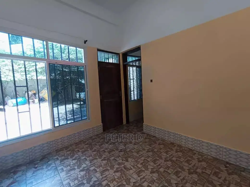 1bdrm Apartment in Kimara for Rent