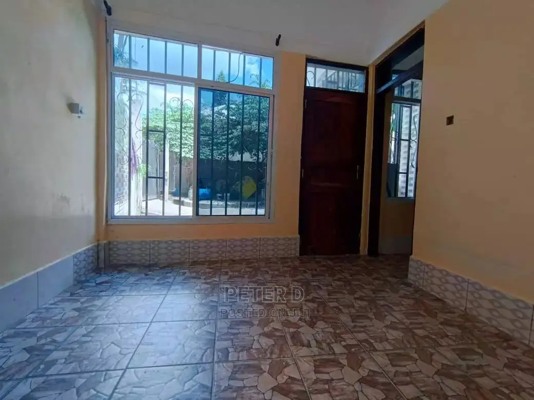 1bdrm Apartment in Kimara for Rent