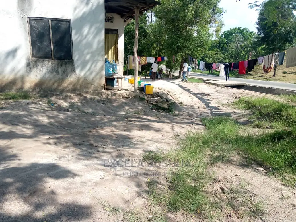 Eneo Linagusaba Barabara Ya Lami Linauzwa