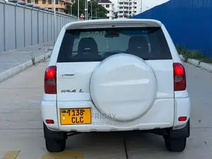 Toyota RAV4 2005 White