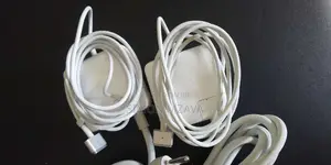 Clean, Used Apple Power Adapter Magsafe, Magsafe 2, Type C,.