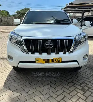 Toyota Land Cruiser Prado 2013 White