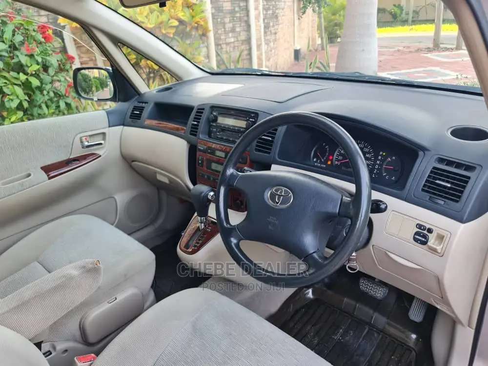 Toyota Corolla Spacio 1.5 v 2003 Beige