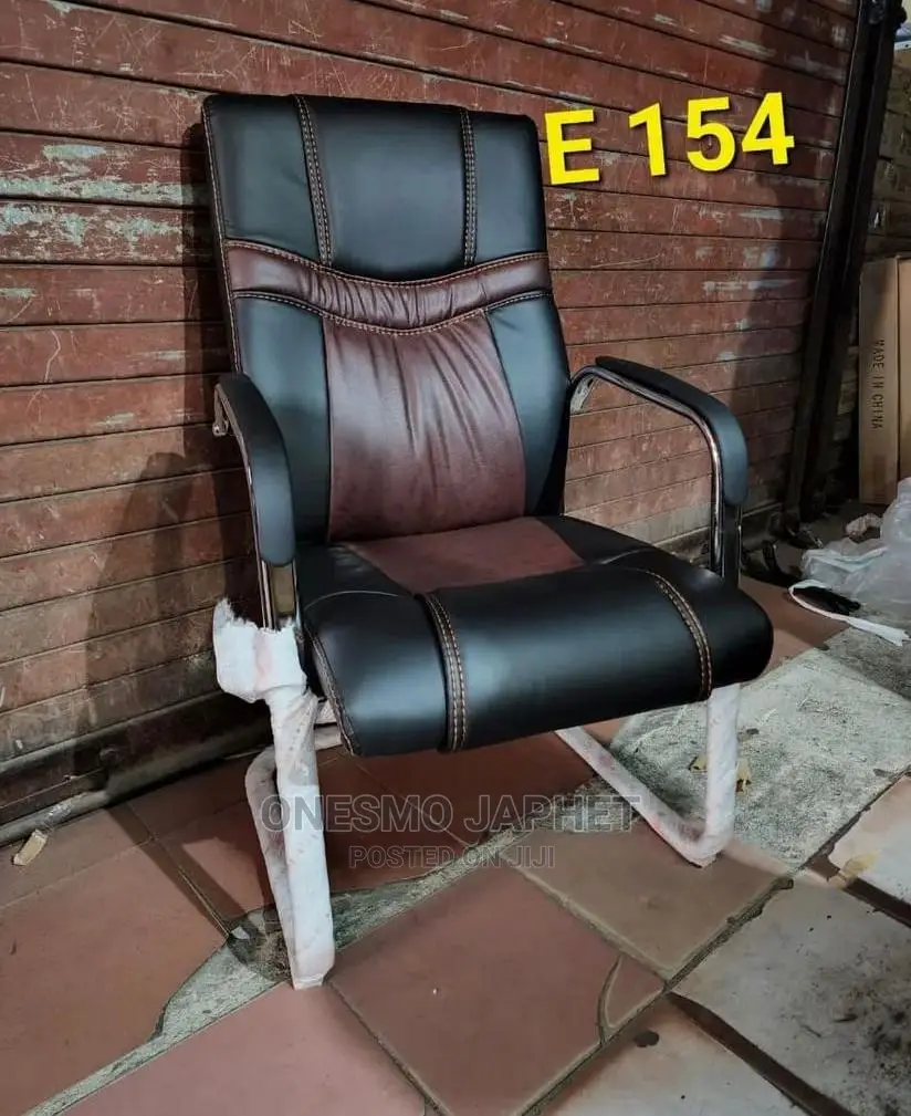 Vistas Chair
