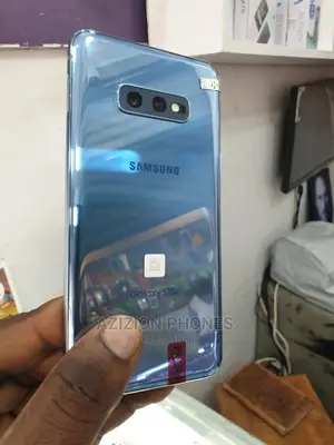 Samsung Galaxy S10e 128 GB Green