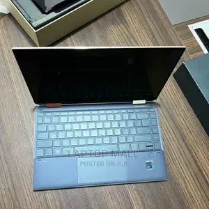 New Laptop HP Spectra 13 16GB Intel Core I7 SSD 1T