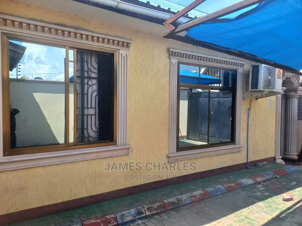 Furnished 3bdrm Mansion in Mkwajuni, Kinondoni for Sale