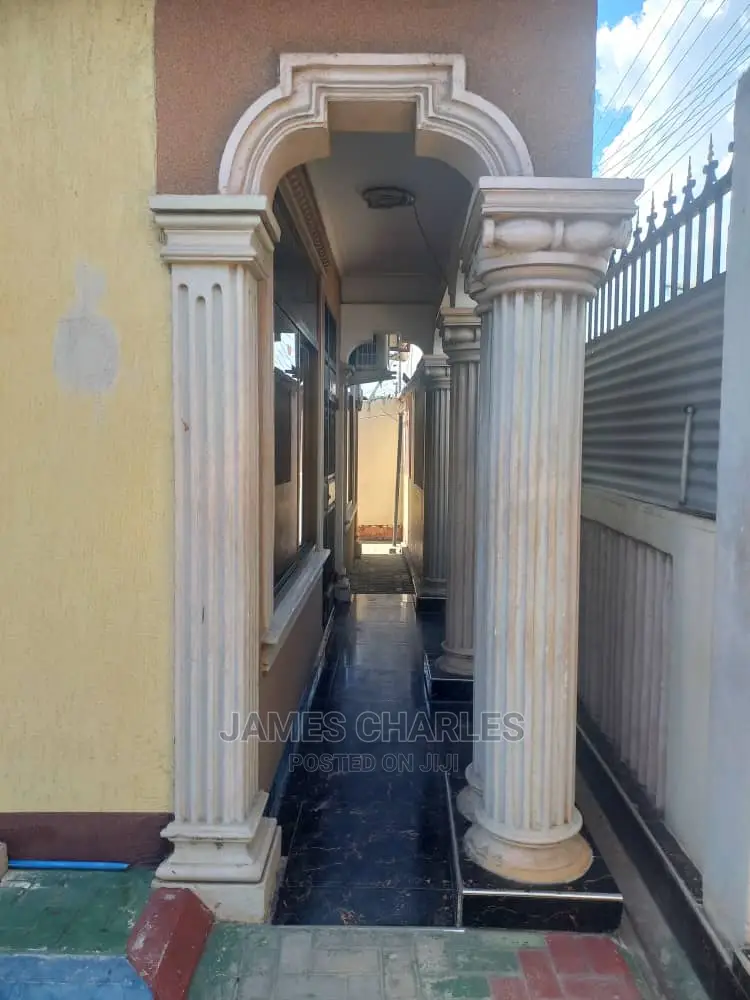 Furnished 3bdrm Mansion in Mkwajuni, Kinondoni for Sale