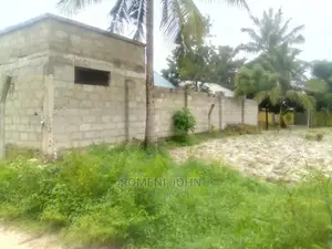 Gesti Yenye Vyumba Saba Swiming Pool Na Bar Inauzwa Miln 65.