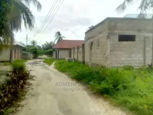Gesti Yenye Vyumba Saba Swiming Pool Na Bar Inauzwa Miln 65.