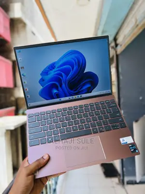 New Laptop Dell Inspiron 13 5368 16GB Intel Core I7 SSD 512GB