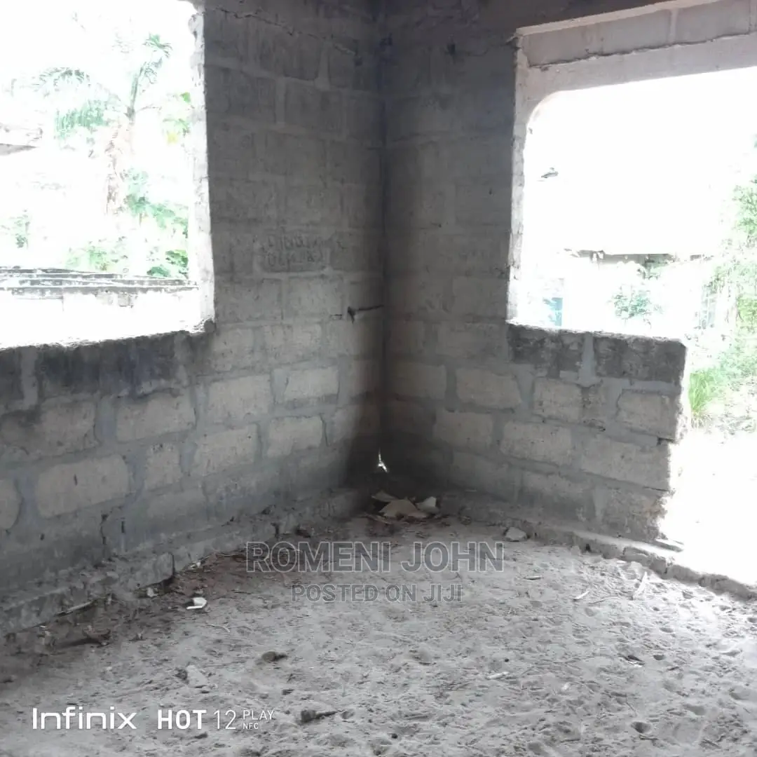 5bdrm Farm House in Tanzania DSM Ukonga for Sale