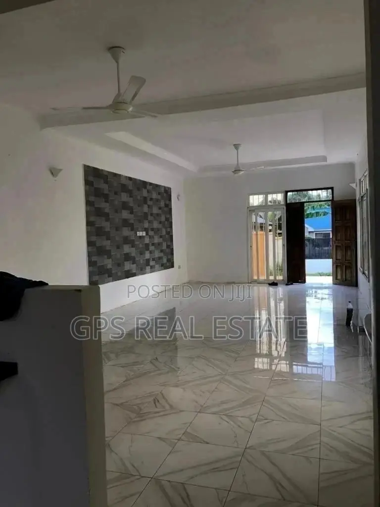 Housee In Kigamboni For Sale