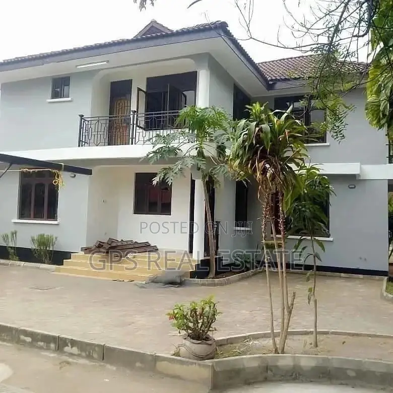 House In Tegeta Zoo For Sale