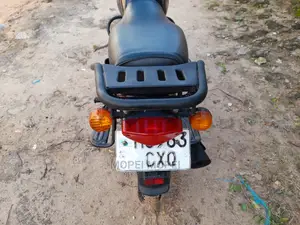 New Bajaj Boxer X125 2022 Gray
