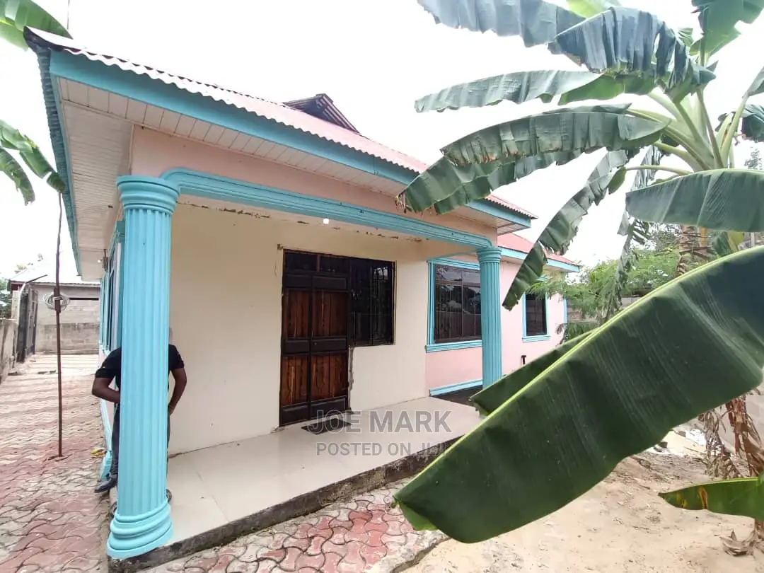 3bdrm House in Mark Real Estate, Mbezi for Sale