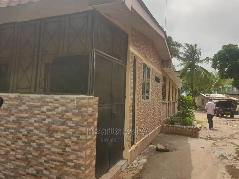 1bdrm Apartment in Kinondoni Studio for rent