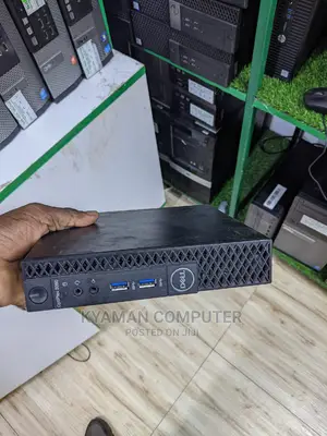 Desktop Computer Dell OptiPlex 3060 4GB Intel Pentium HDD+SSD 500GB