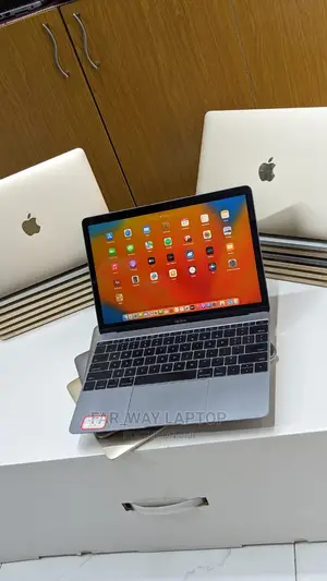 Laptop Apple MacBook 2015 8GB Intel Core I5 SSD 512GB