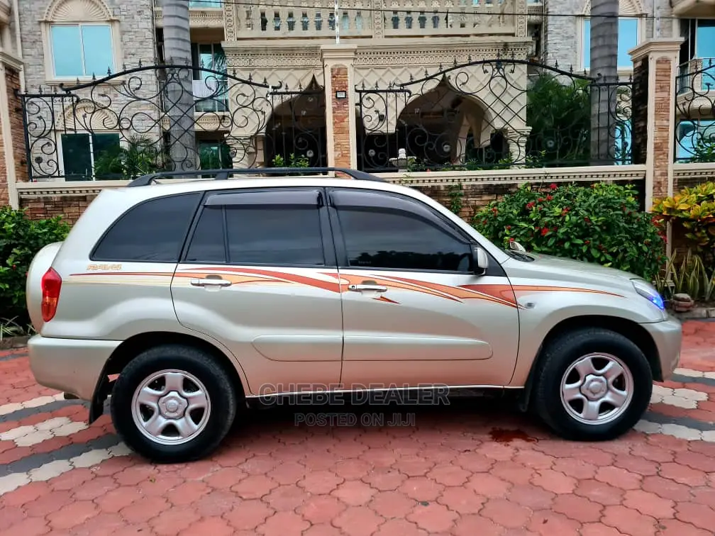 Toyota RAV4 2.0 D 2002 Gold