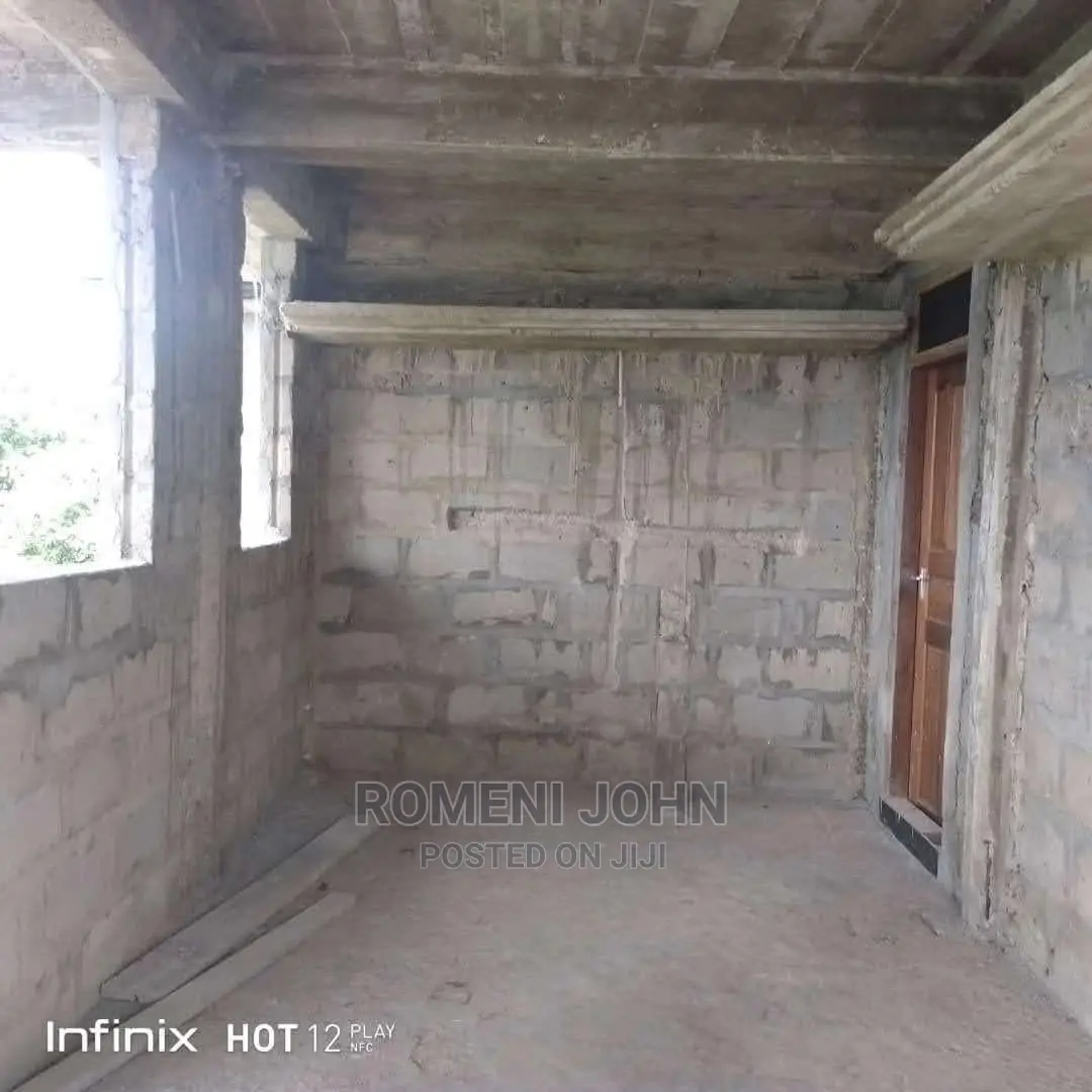 5bdrm Block of Flats in Tanzania DSM Ukonga for Sale