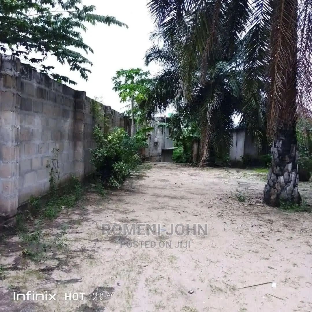 5bdrm Block of Flats in Tanzania DSM Ukonga for Sale