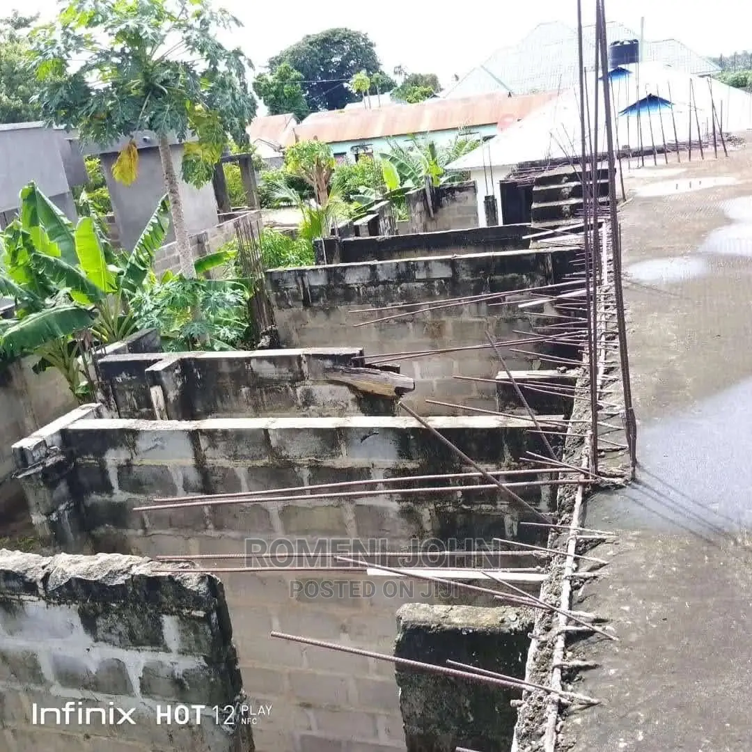 5bdrm Block of Flats in Tanzania DSM Ukonga for Sale