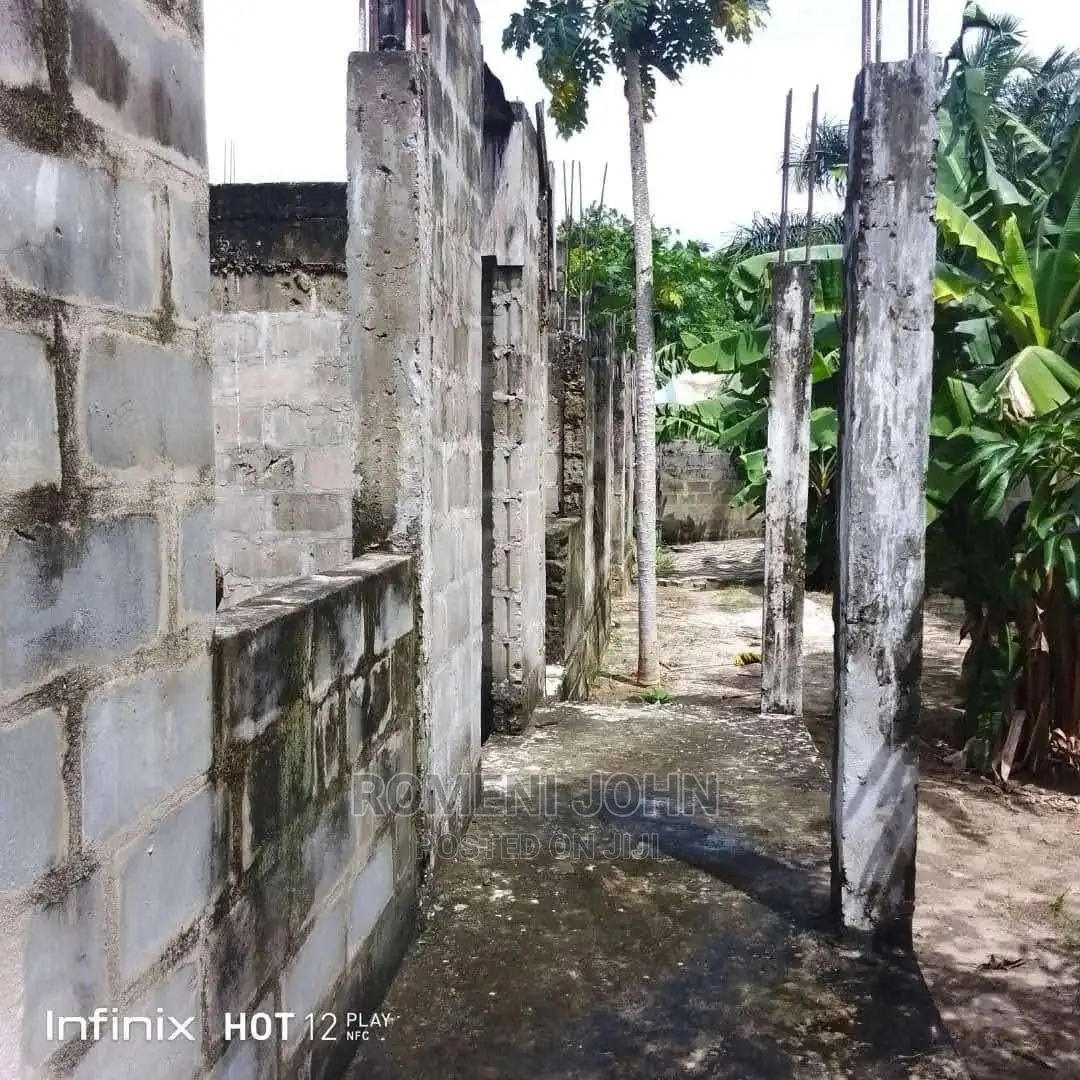 5bdrm Block of Flats in Tanzania DSM Ukonga for Sale