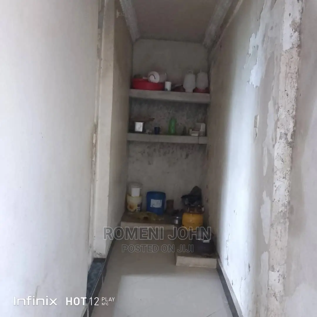 5bdrm Block of Flats in Tanzania DSM Ukonga for Sale